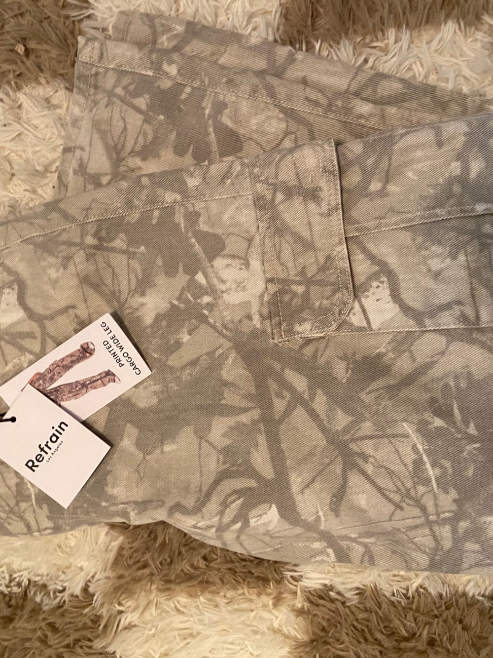 Women’s camo cargo pants/Jean material